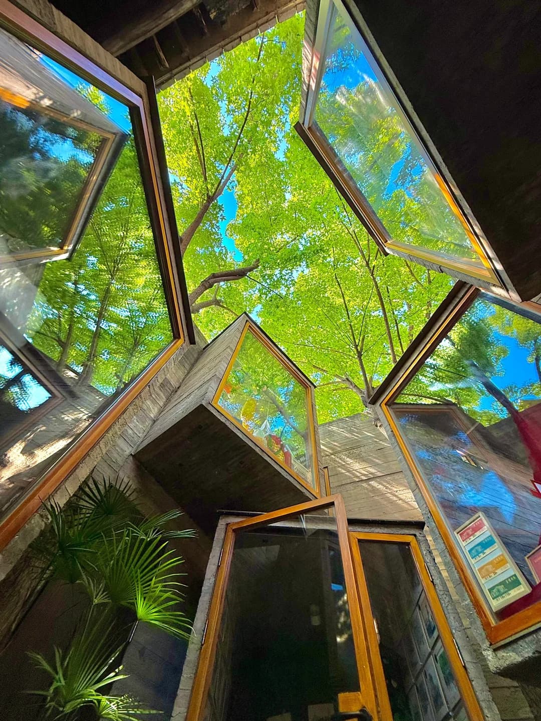 The Ultimate Citywalk Guide in Beijing: Curated Shops and Culinary Delights