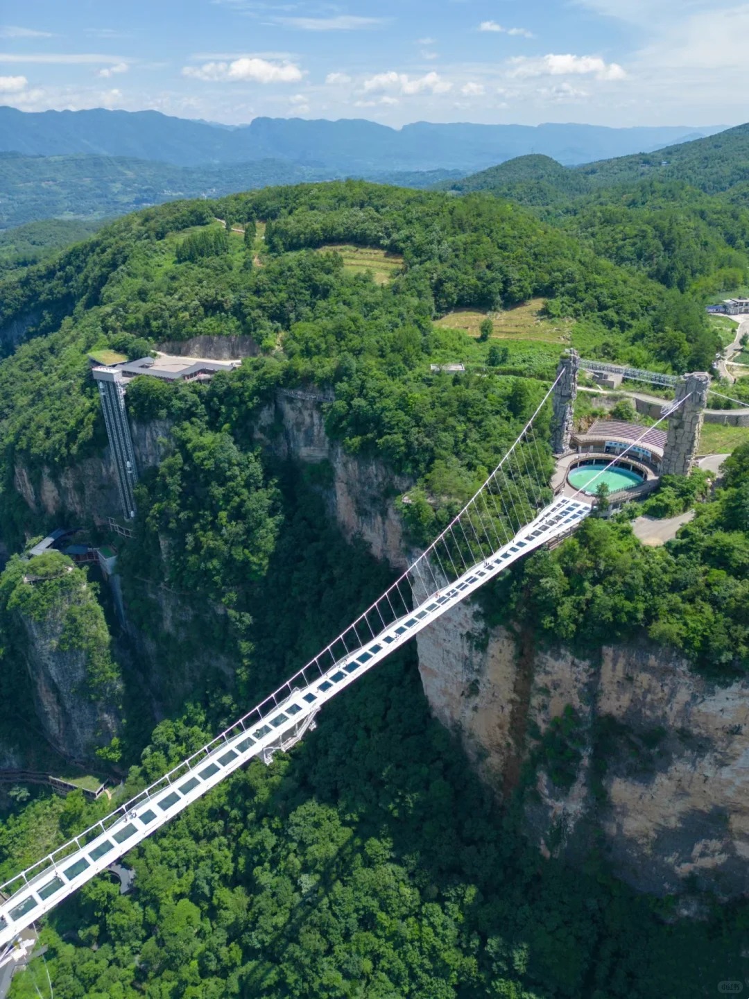 Zhangjiajie Grand Canyon Glass Bridge